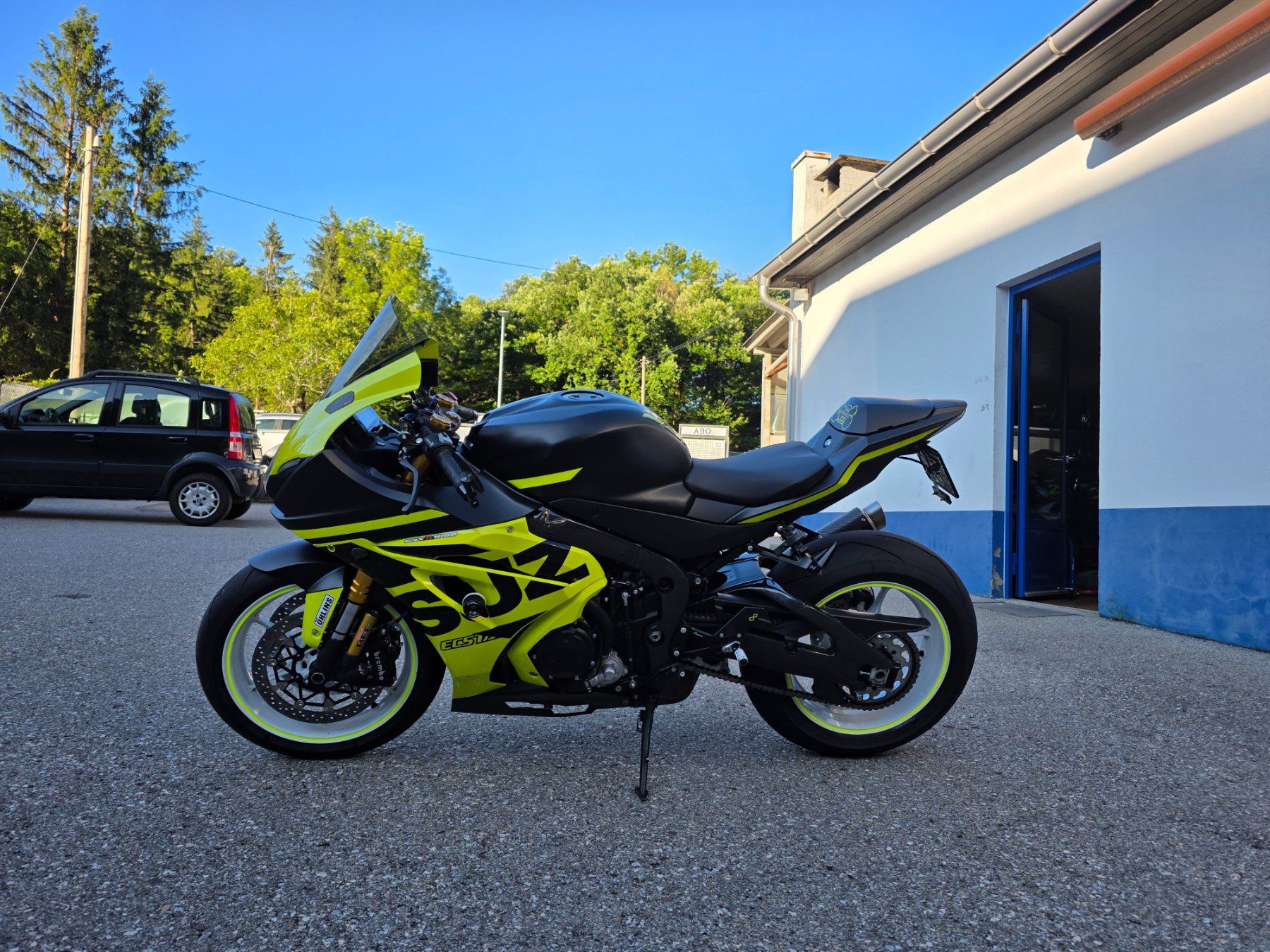 Suzuki Strada: Suzuki Gsx-r 1000 r – Usato da Stabio venduto da Mauri_rr 1