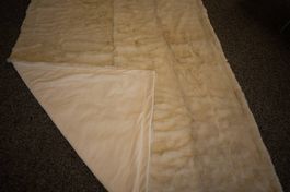 Wohndecke in Felloptik  Creme/Beige