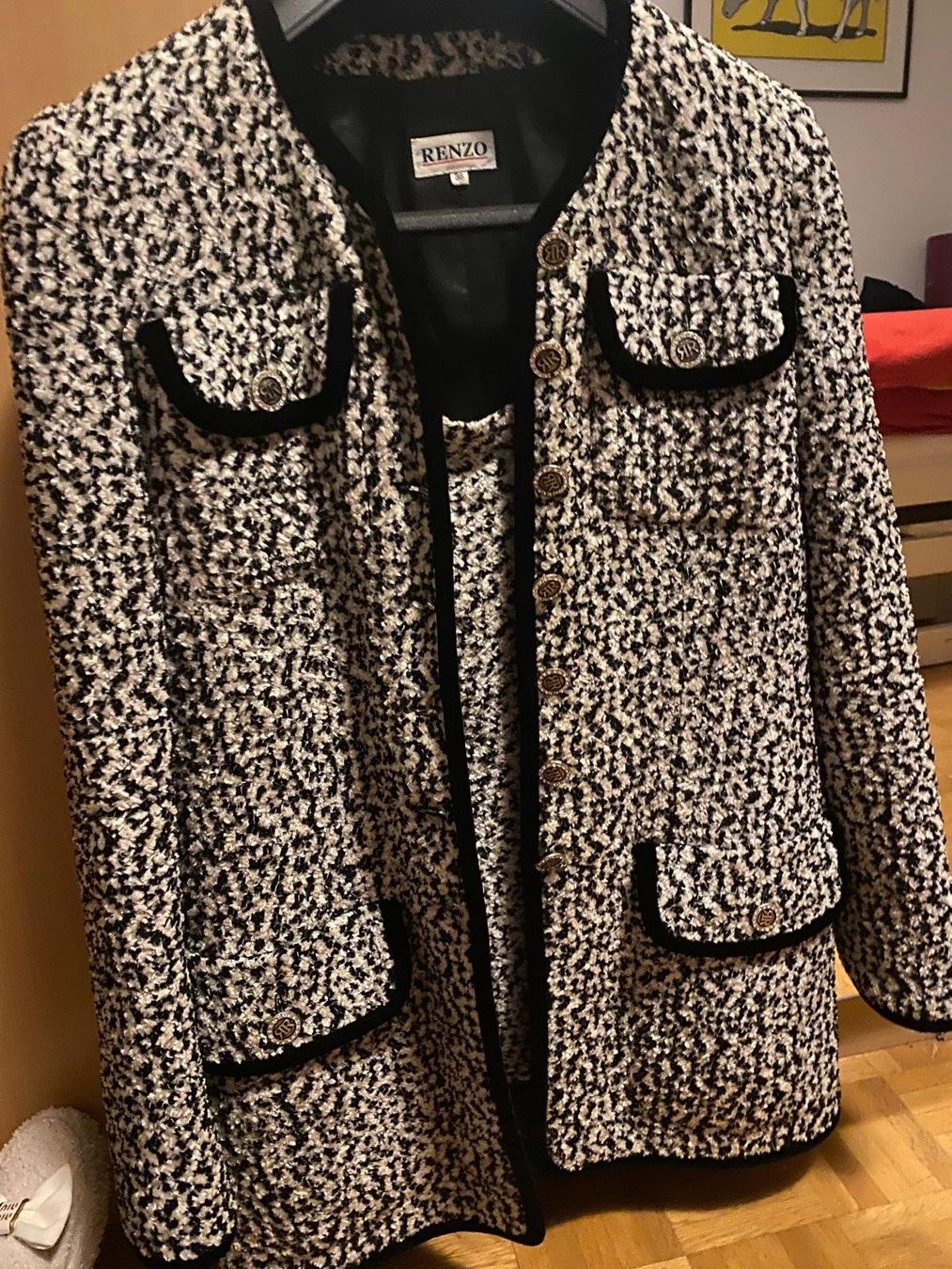 Completi & Tailleur: Damen Rock mit Blazer von Renzo, Gr. 38 – Usato da Basel venduto da RiaLi