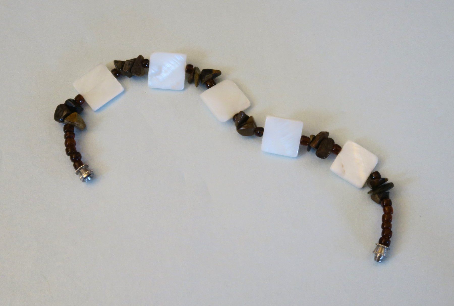 Bracciali & Braccialetti: Armband Perlmutt/Tigerauge – Usato da Brittnau venduto da marlenestone 3