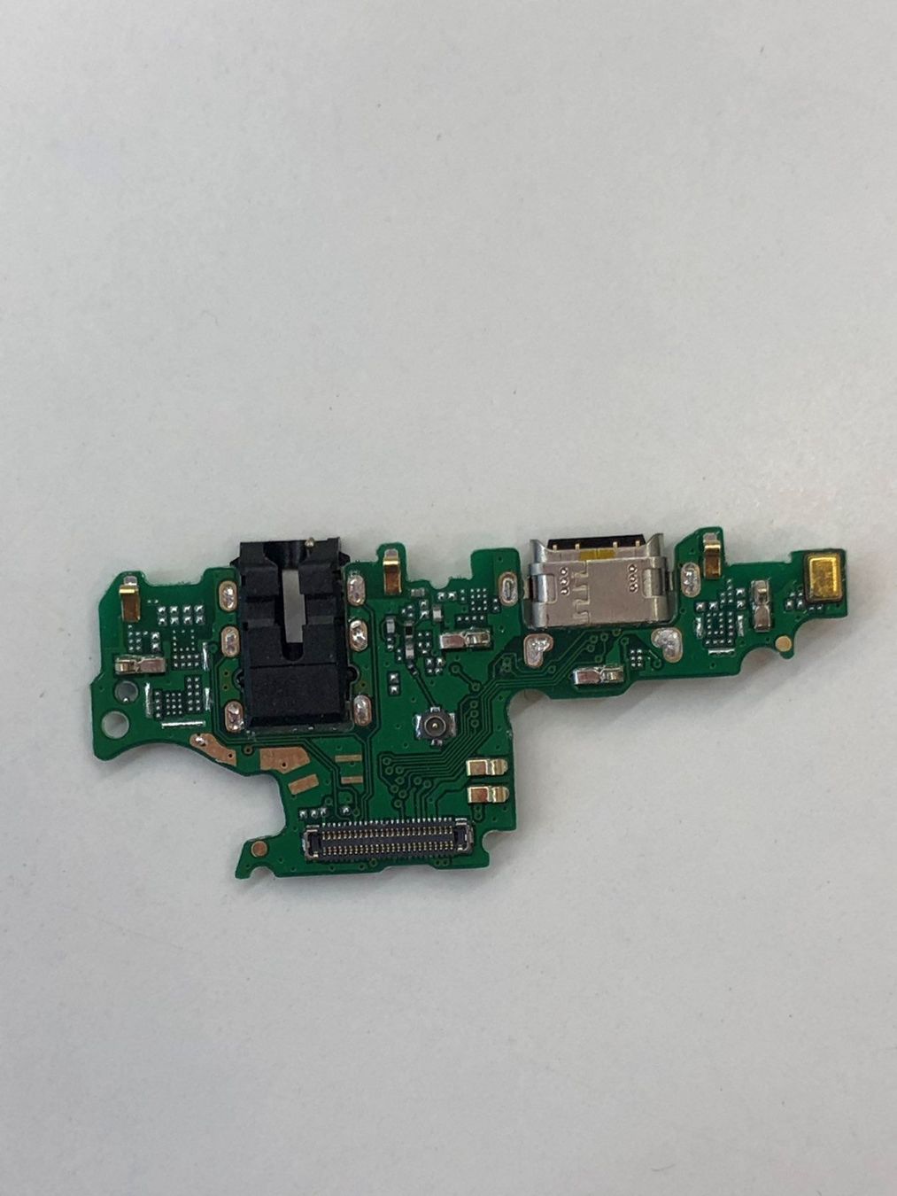 Huawei Telefoni cellulari / Smartphones: Huawei Honor V10 Ladebuchse – Nuovo e nell'imballaggio originale da bern venduto da reptechnic