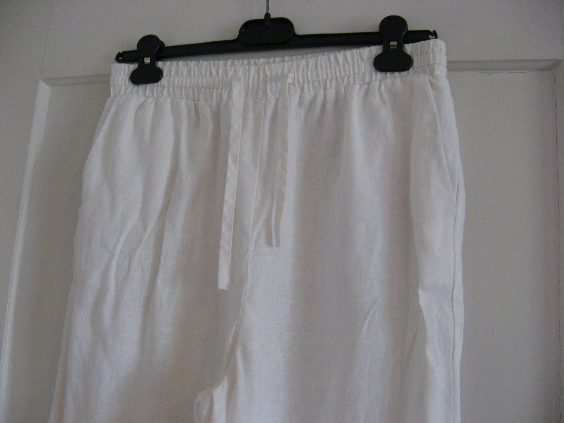 Na-kd Pantaloni: Sommerhose Na-kd Gr. 38 – Usato da Zürich venduto da apil 1