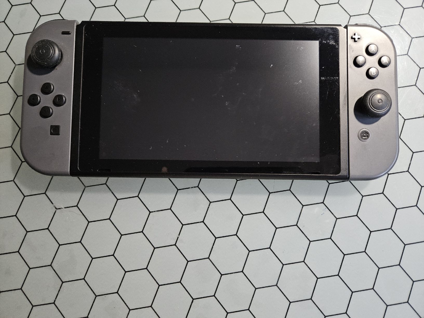 Nintendo Console: Nintendo Switch avec 3 jeux – Usato da Genève venduto da Pedro67 1