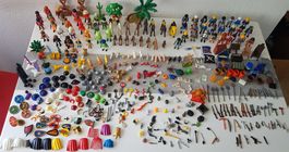 Grosse Playmobil-Sammlung mit vielen Figuren und Zubehör