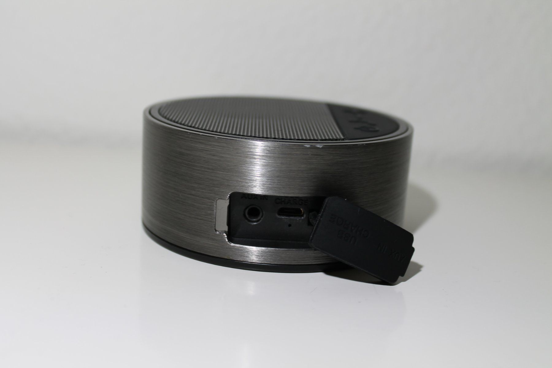 Peaq Casse acustiche: PEAQ PPA30BT Bluetooth Lautsprecher Silber – Usato da Basel venduto da David25 3