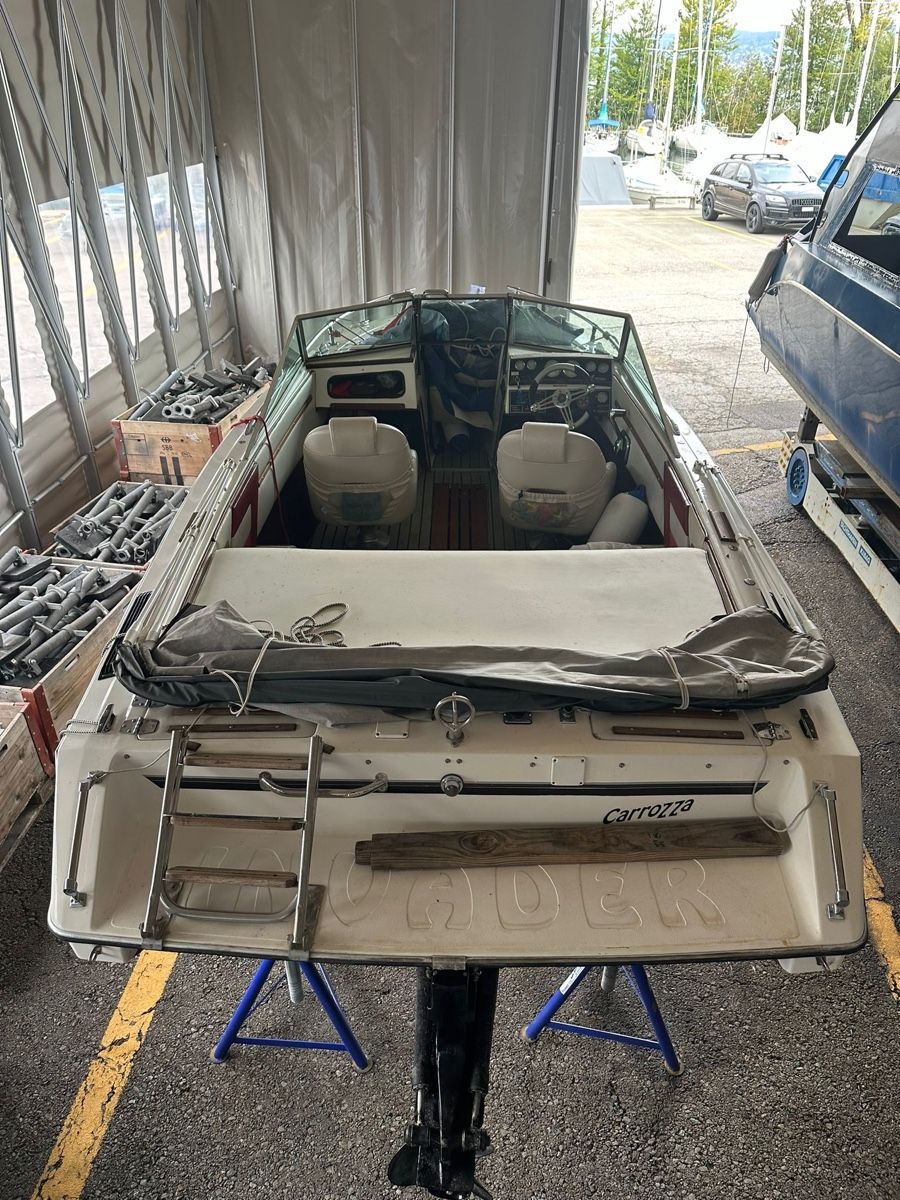 Bateaux: Invader Bowrider Boot – Défectueux à Zürich par pbl_9ynm 1