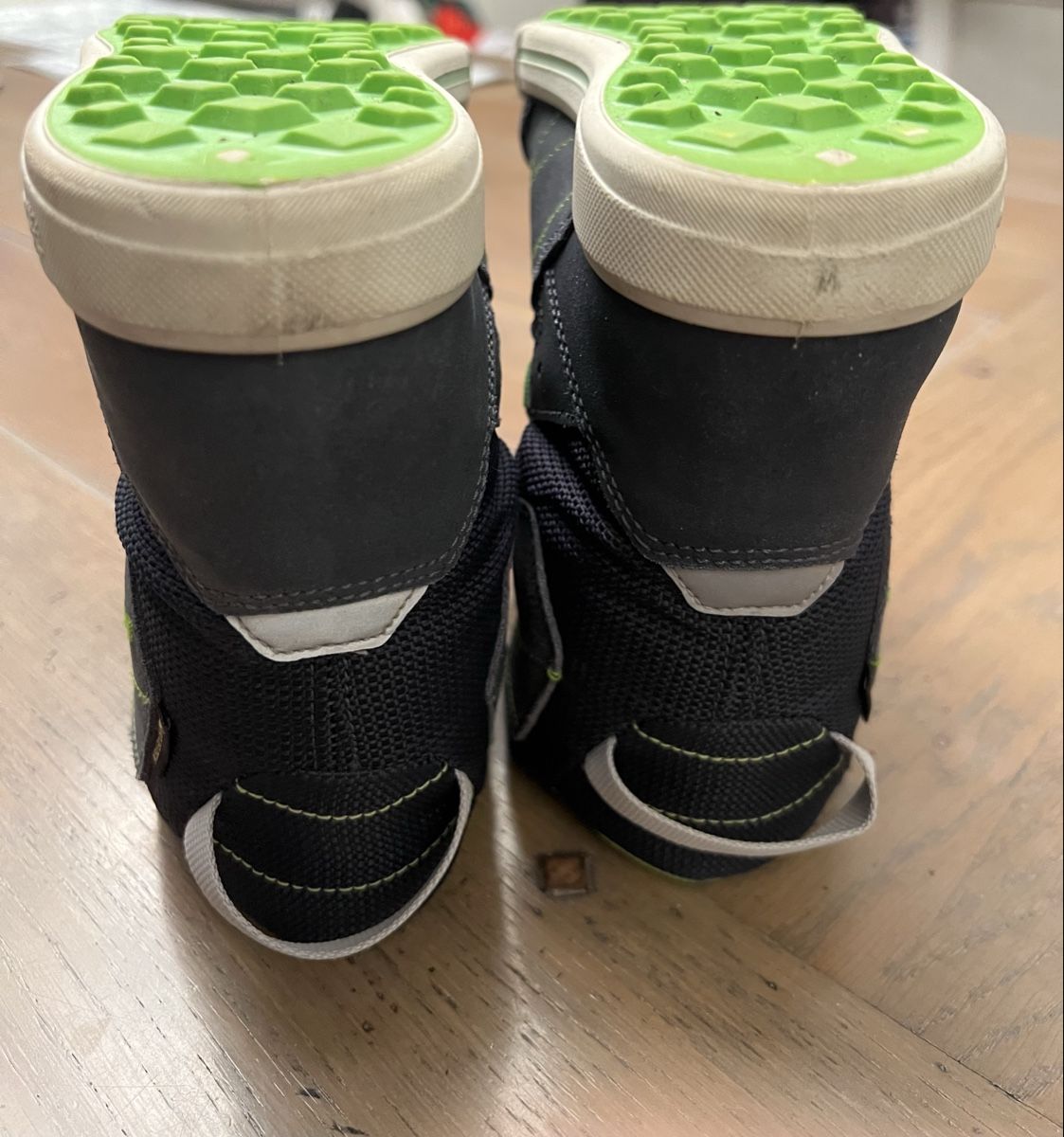 Schuhe für Jungen: Lowa Rail GTX MID Stiefel / Bottes – Neu (gemäss Beschreibung) aus Wettswil von Mdx 4