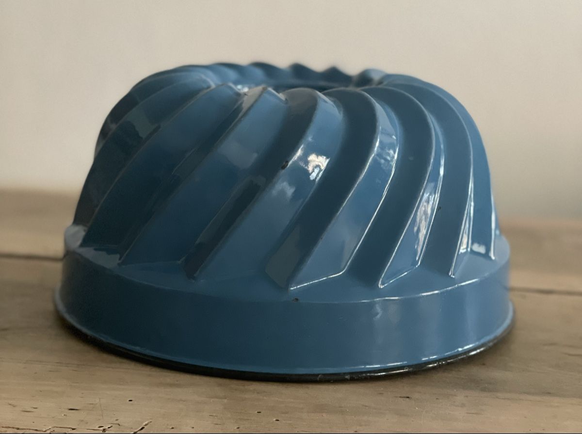 Toutes les décorations: Antike Emaille Gugelhupfform – D'occasion à Schaffhausen par marakesch41 2