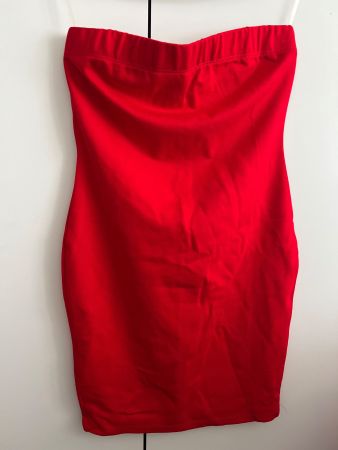 Robe rouge stretchy taille S
