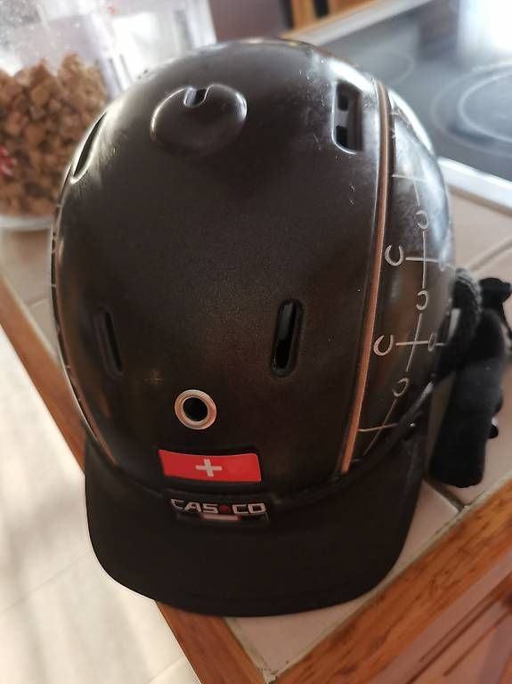 Caschi: Casco Kinderreithelm unfallfrei Schmale Version  – Usato da Dettighofen Lengw. venduto da lil_jp7n 2