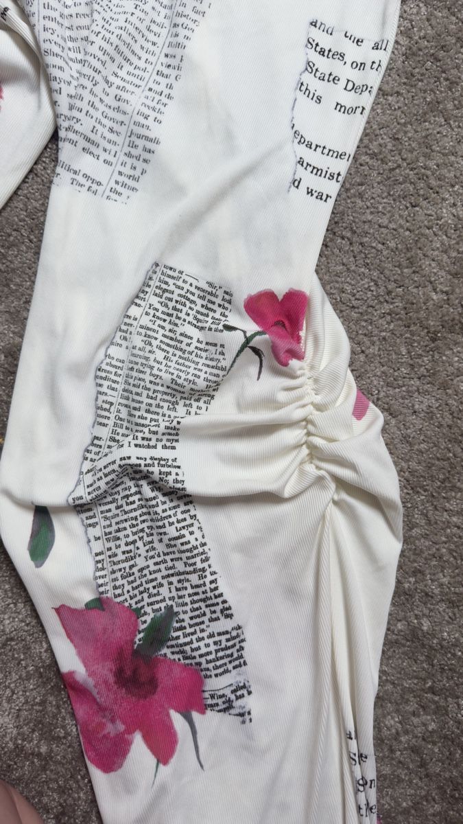 Vestiti: Robe Desigual longue Taille M imprimé fleurs et texte – Usato da Vuippens venduto da Anna_as 8