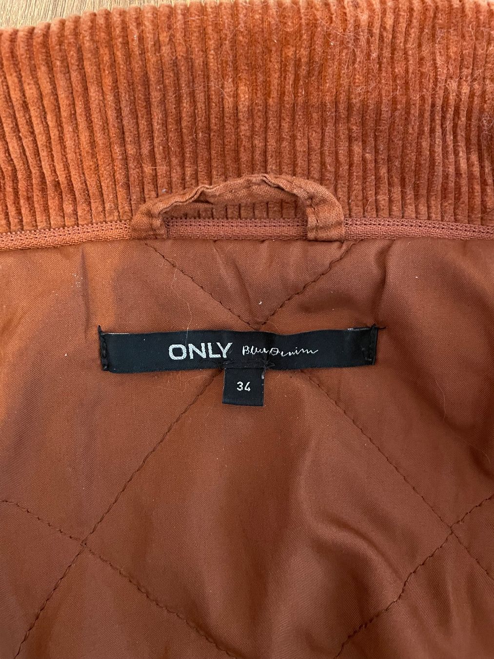 Only Giacche: Only Cordjacke rost Grösse 34 – Usato da Lugnorre venduto da SiBu1812 3