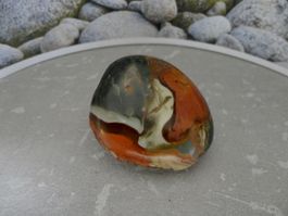 Polychrom -Jaspis Anschliff