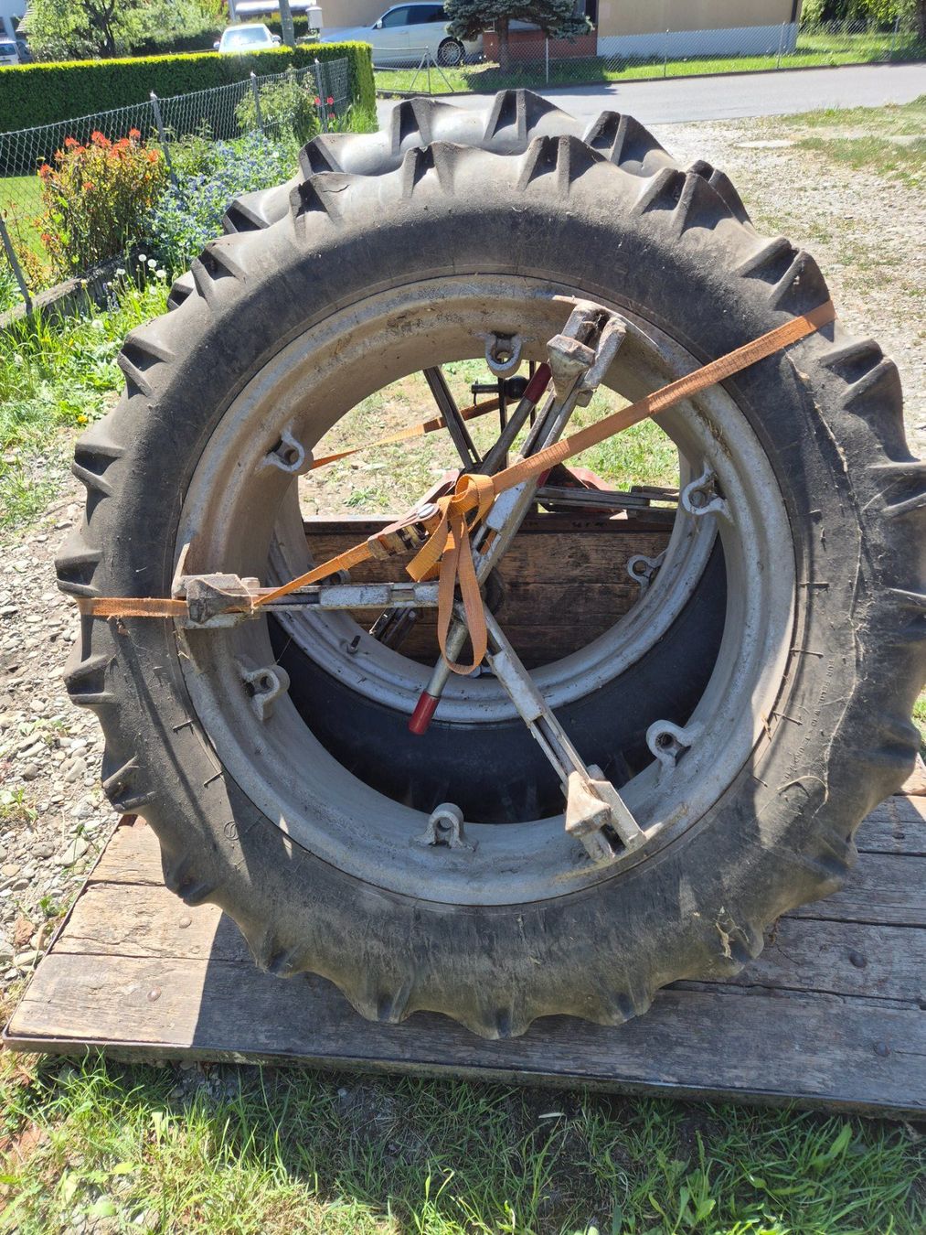 Pneumatici & Ruote complete: Doppelröder Müller 420/70R28 – Usato da Uttigen venduto da Fendt01