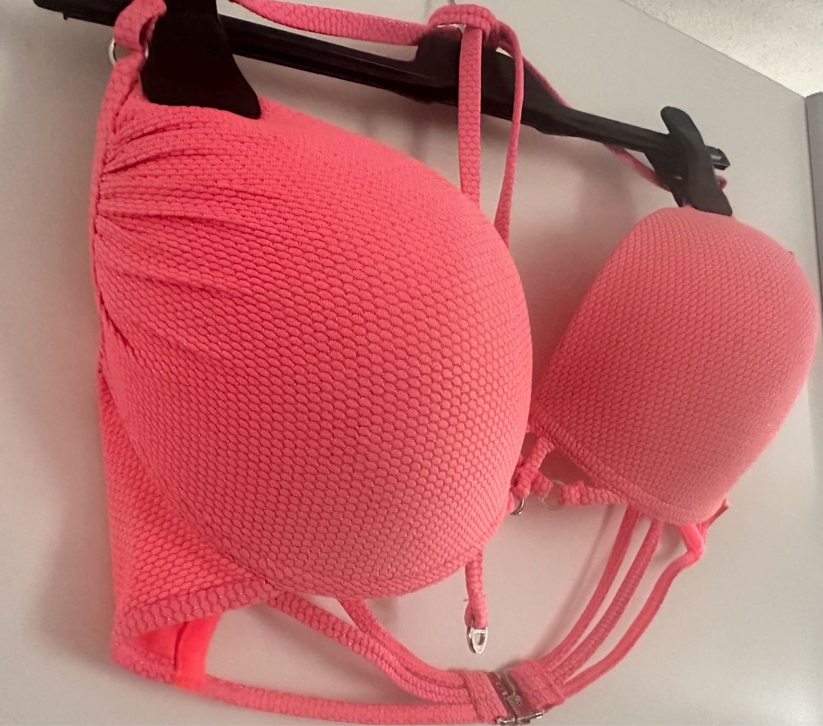 Costumi da bagno & Bikini: NEU! BIKINIOberteil. Gr. 85 D – Nuovo (secondo la descrizione) da Flawil venduto da mar_9chb 1