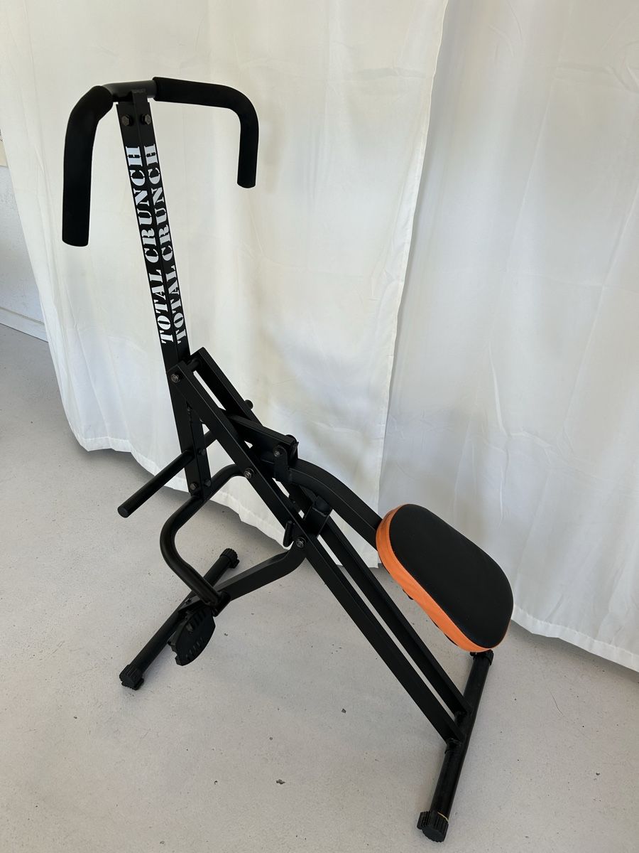 Hometrainer: Total Crunch Fitnessgerät – Usato da Bern venduto da spraydose