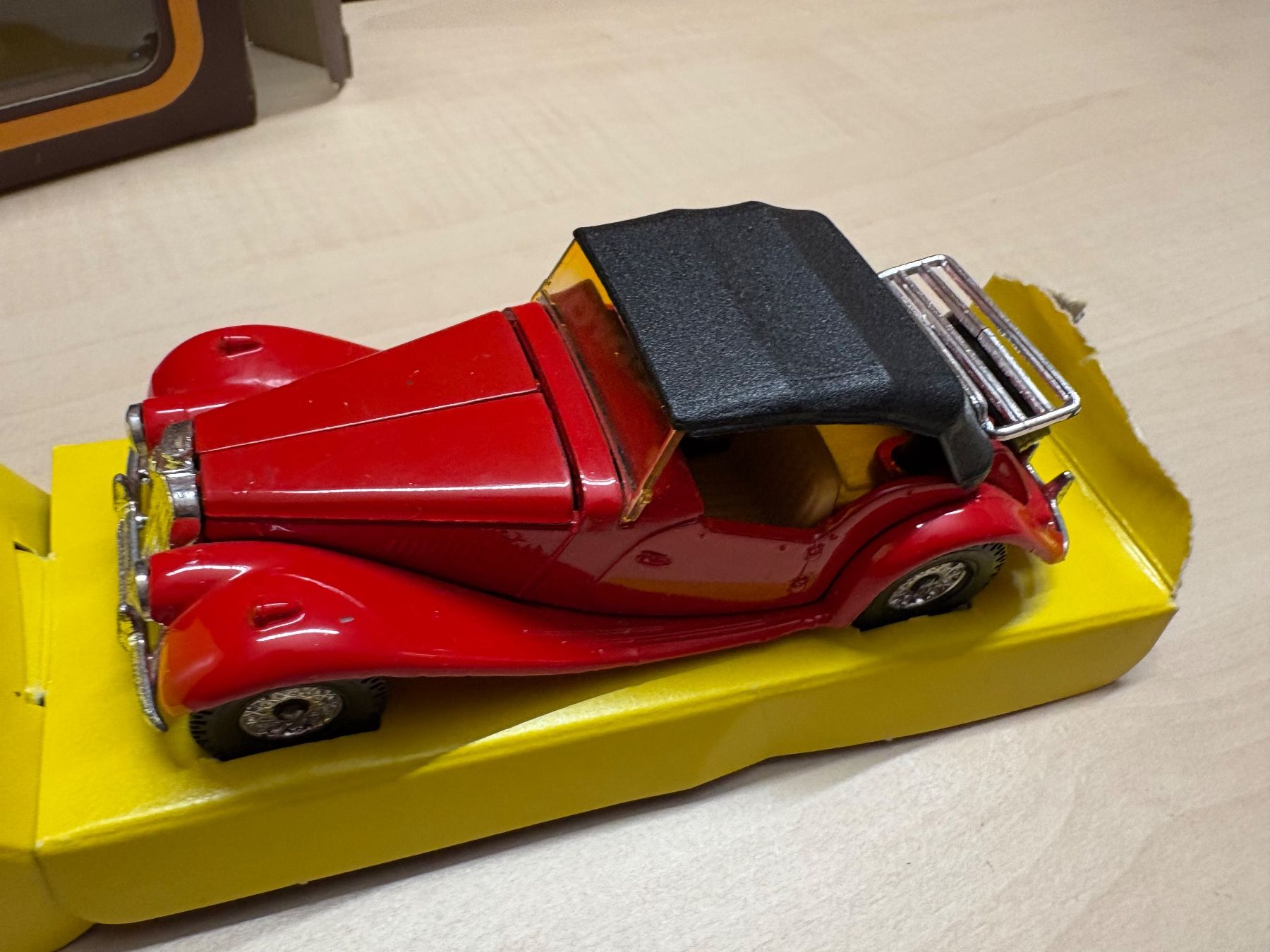 Corgi Toys Modellini d'auto: Corgi 50`s Classics / MG TF / 1955 – Usato da Rümligen venduto da Sibill 5
