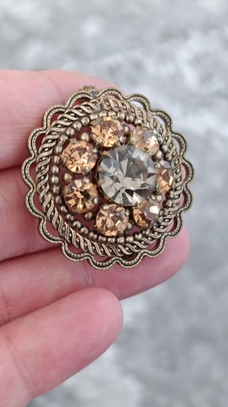 Spille & Fermagli: Broche Vintage Style Rétro ! – Usato da Genève venduto da EcrinVintage 4