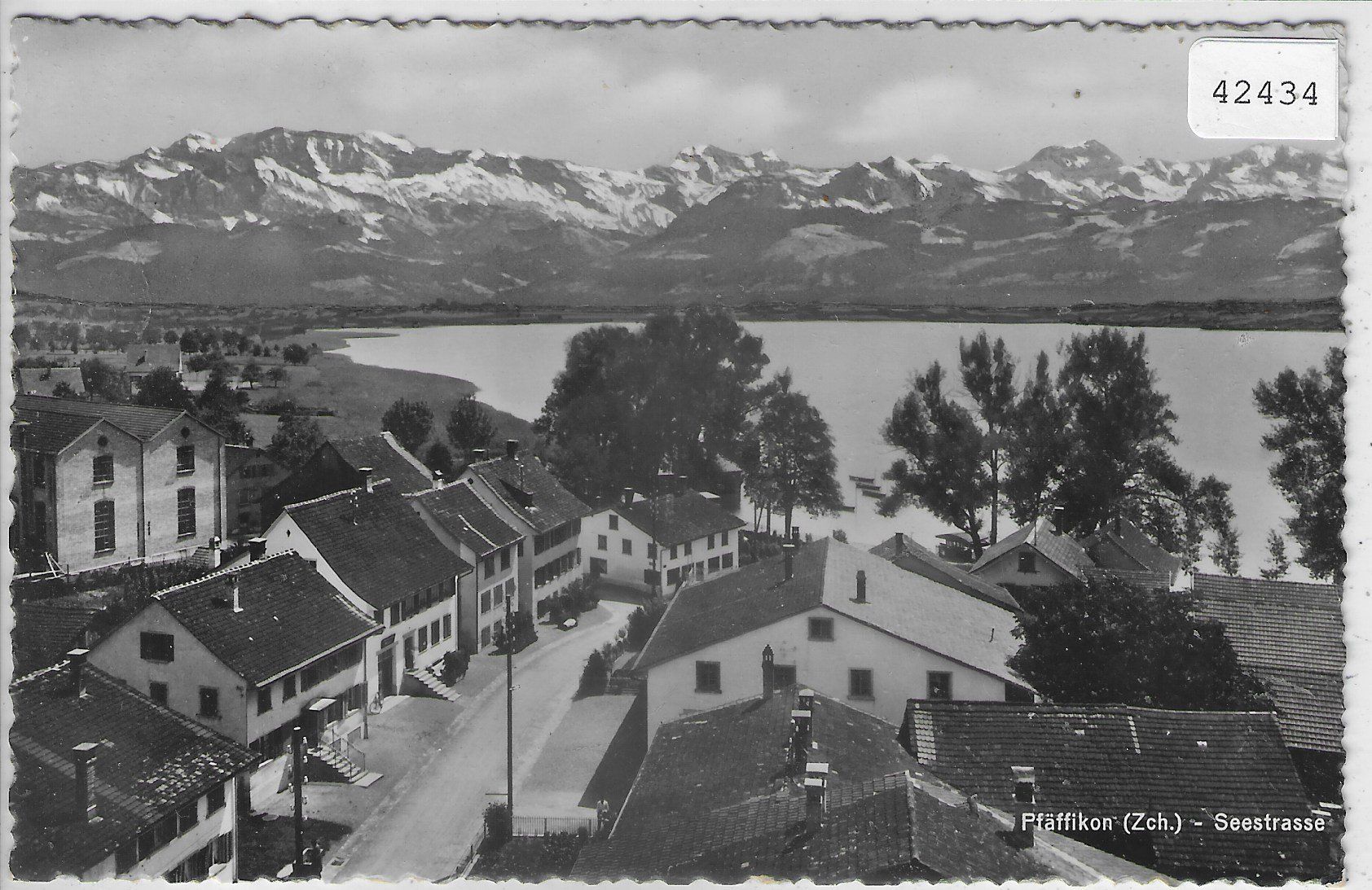 Cartoline postali: Pfäffikon - Seestrasse – Usato da Ettingen venduto da Kartenplanet
