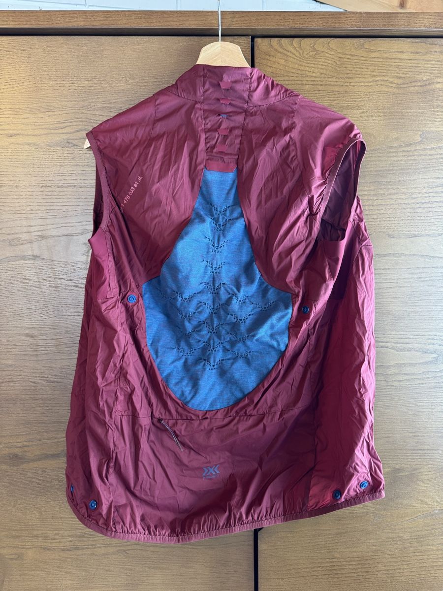 X-bionic Gilet & Giacche: X-Bionic Herren Weste Run Vest Man, Superwind G2, Top! – Nuovo (secondo la descrizione) da Willerzell venduto da Stoeff8l 1