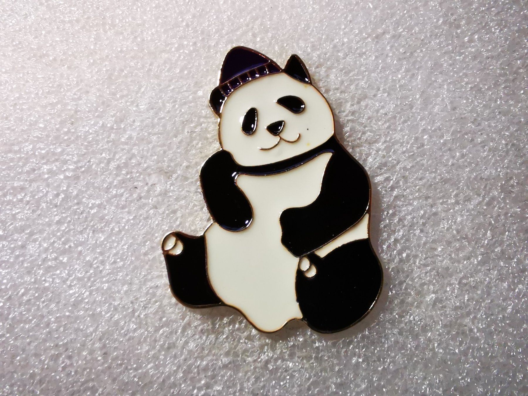 Placchette & Badge: Ansteckpin 100: Panda – Usato da Oppligen venduto da Pin-Fall-Shop