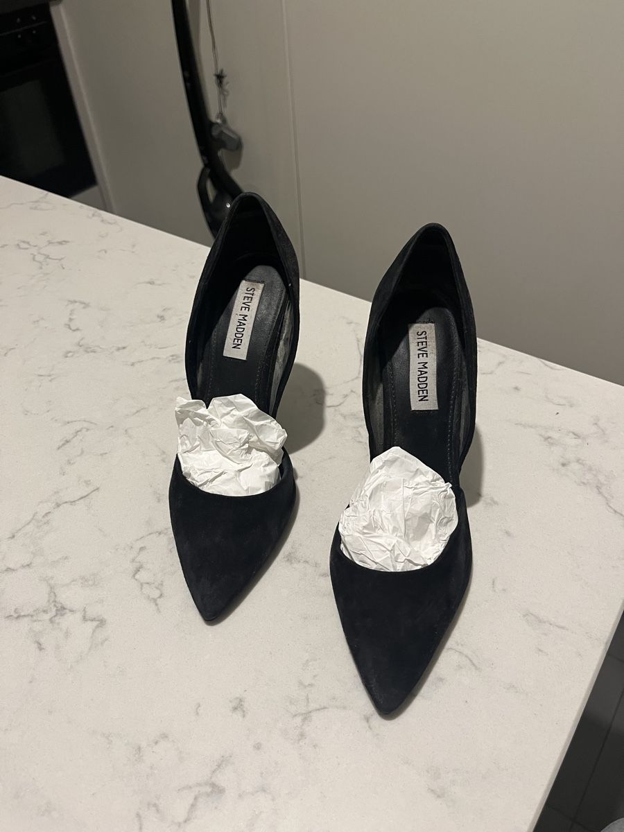 Steve Madden Scarpe da donna: Steve Madden Black Suede Heels - Size US 8.5 – Usato da Mies venduto da nic_yk5d 5