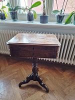 Letzte Chance - Antiker Schneidertisch zum Restaurieren