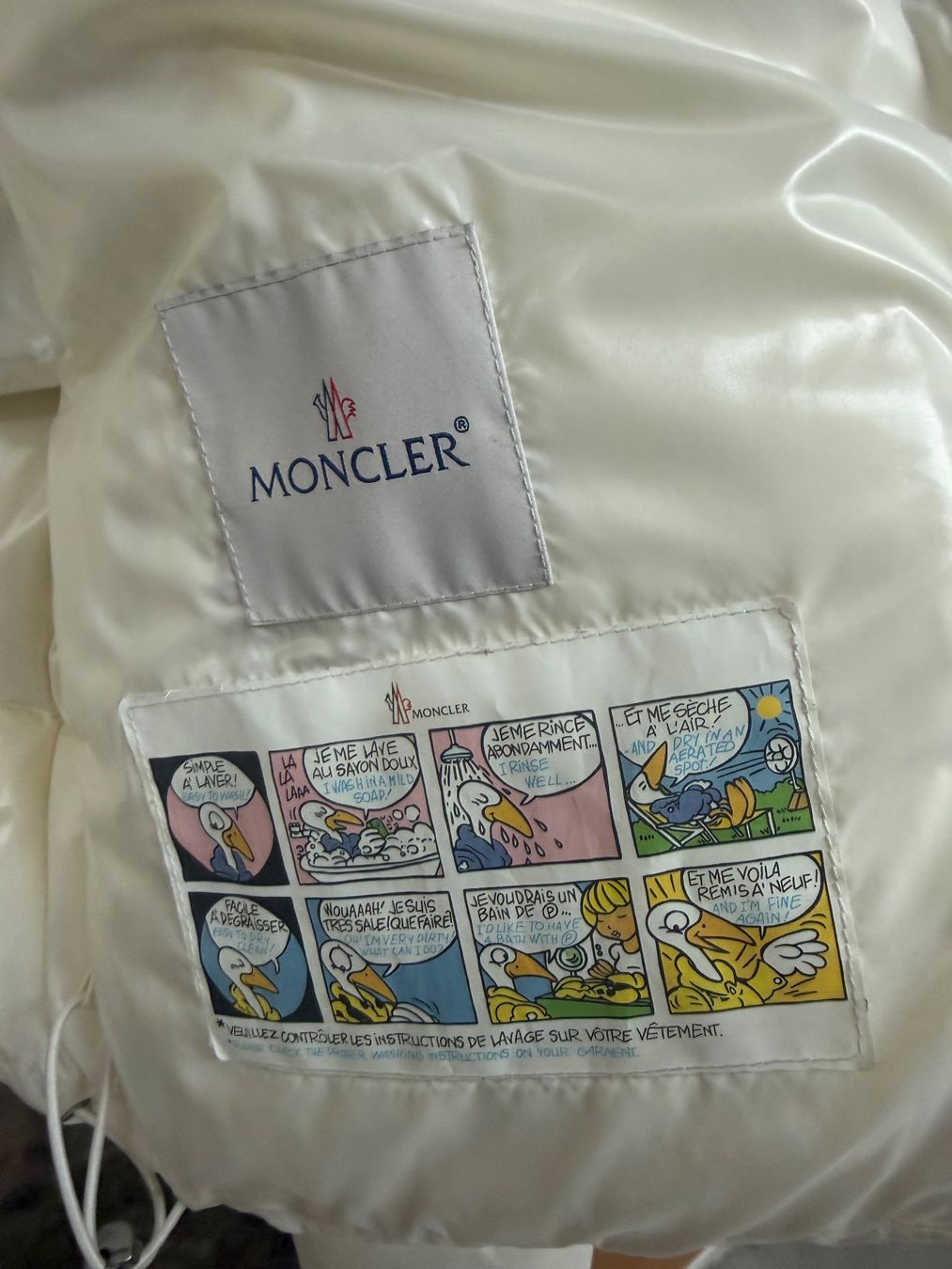 Moncler Giacche: Moncler Daunenjacke perlweiss – Usato da Lutzenberg venduto da Schatzkiste88 1