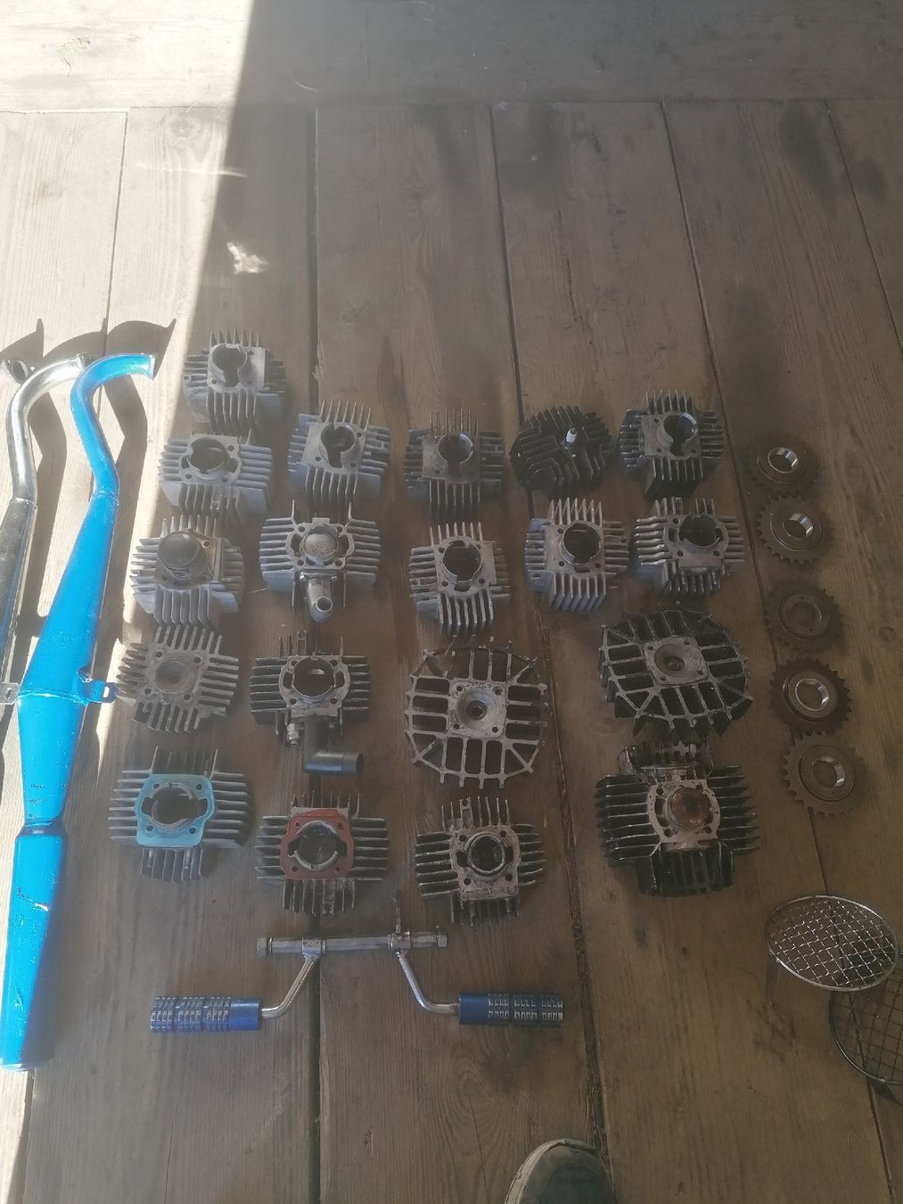 Cyclomoteurs: Puch Div. Ersatzteile  – Défectueux à Vorderthal par kar_d55f 9