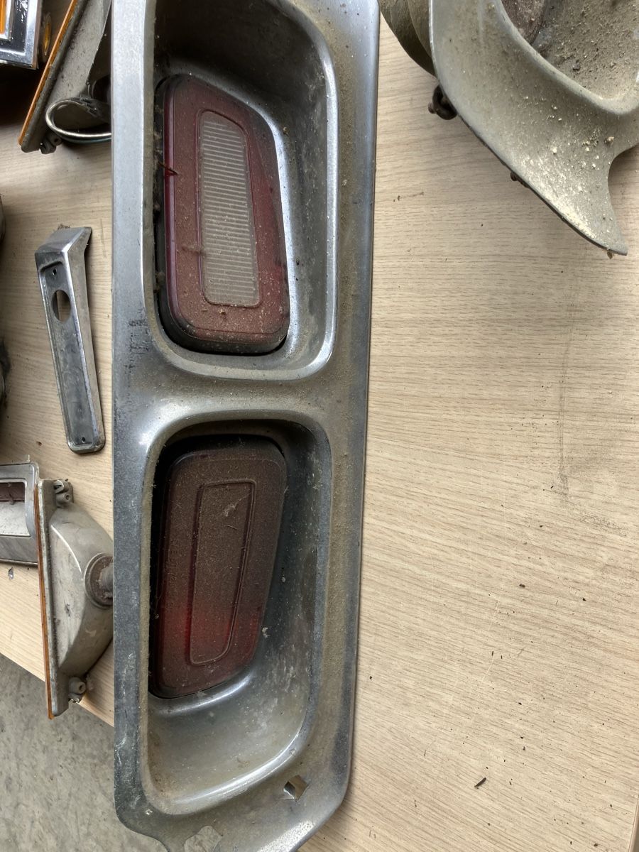 Tutti pezzi di ricambio auto: Oldtimer Rückleuchten Blinker  – Difettoso da Uerkheim venduto da Dealer-4813 2