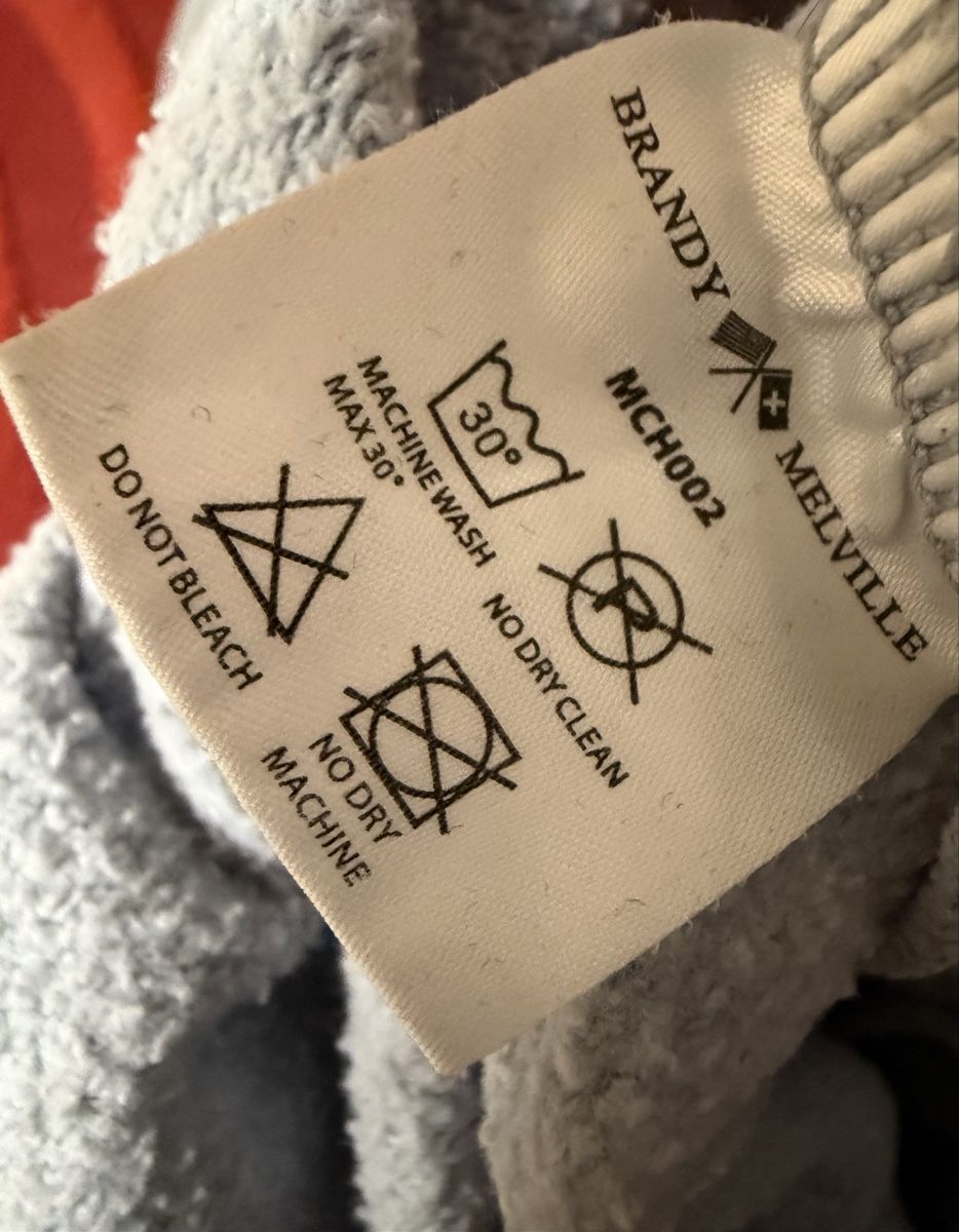 Brandy Melville Pantaloni: Brandy Melville Trainerhose (Hellblau) – Usato da Eschenbach LU venduto da Tatzi1 4