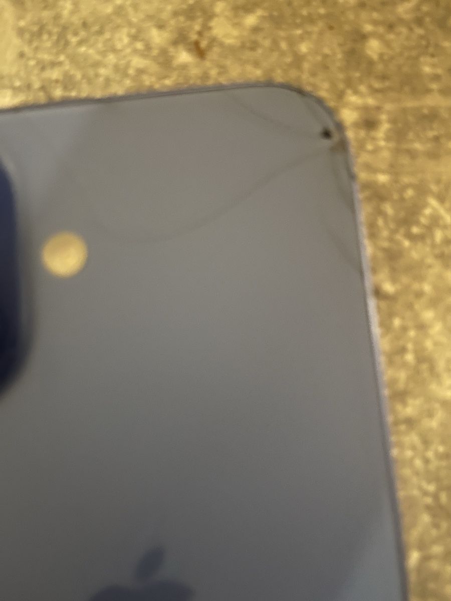 Apple Handys / Smartphones: iPhone 16 168gb – Defekt aus La Chaux-de-Fonds von lei_6vd8 2