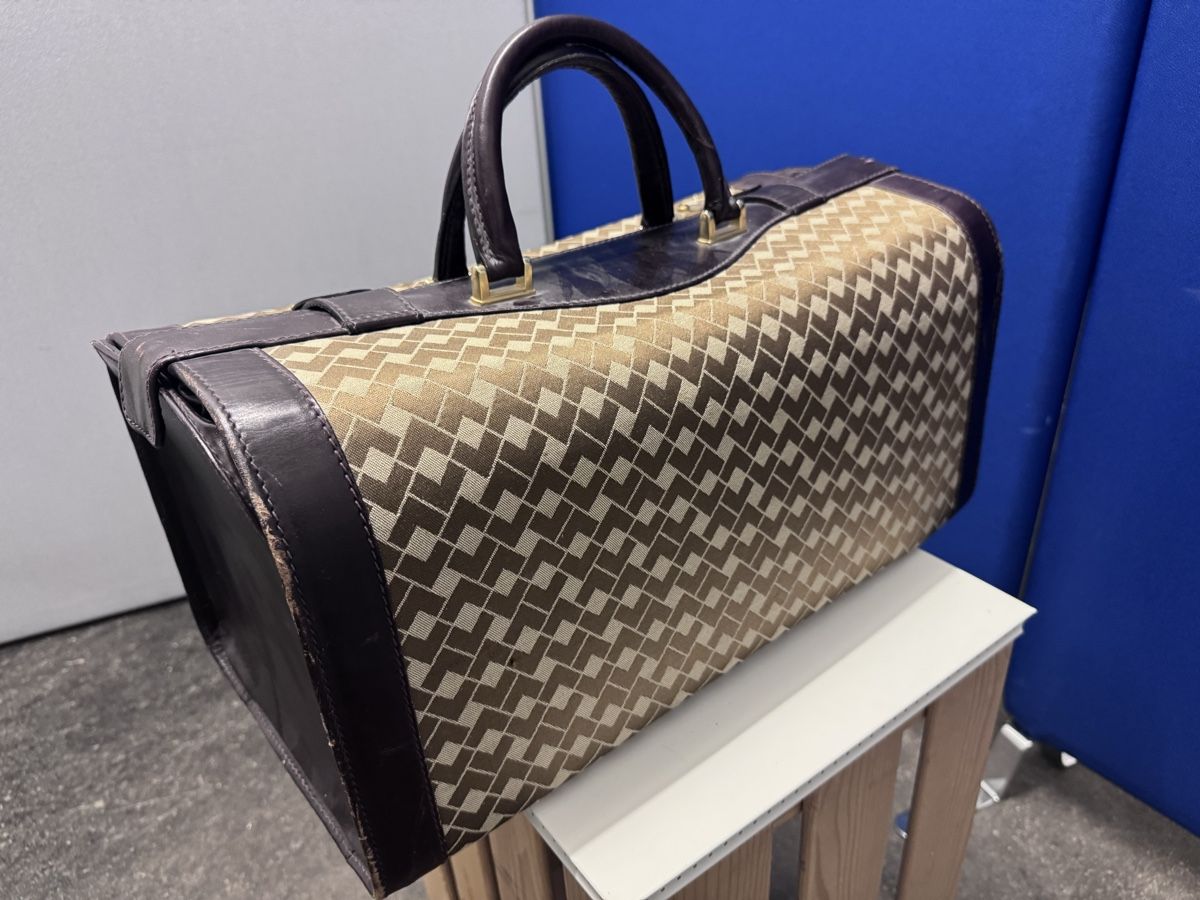 Borse: Vintage Reisetasche aus Leder & Stoff – Usato da Bern venduto da samryan 2