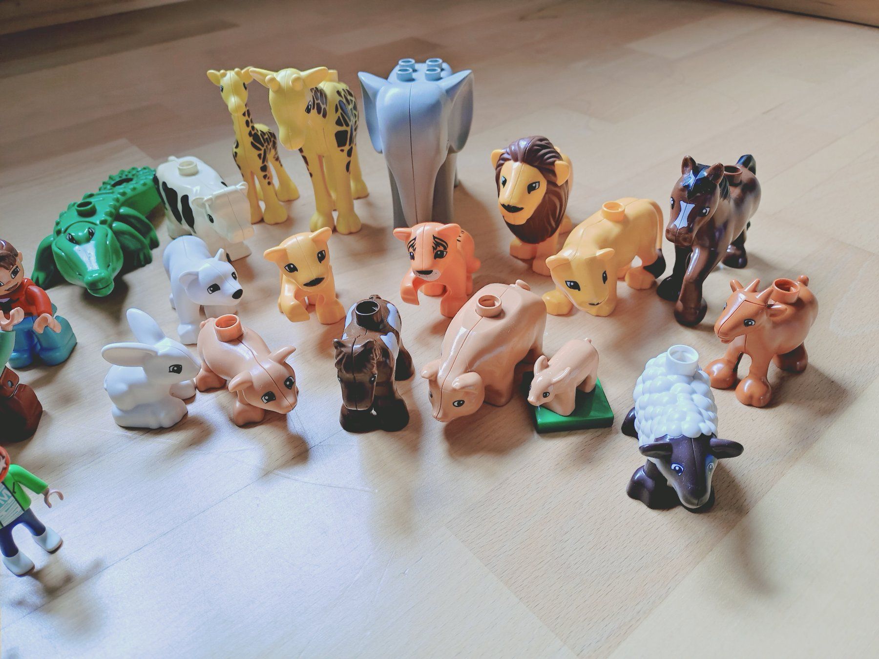 Lego Statuette: Lego Figuren 35 set – Usato da Adliswil venduto da Yokozok 1