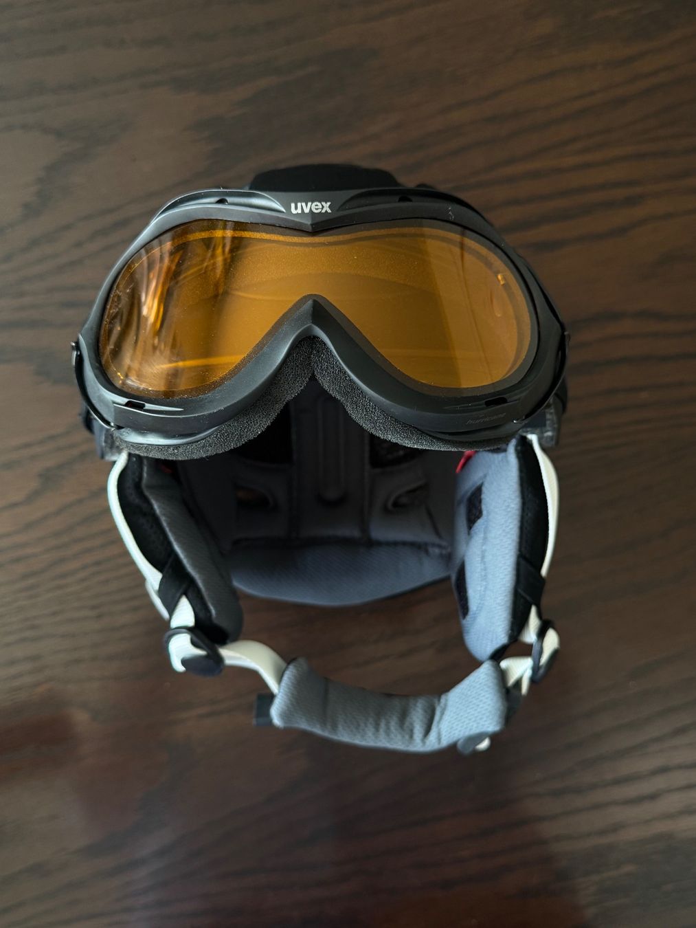 Marker Caschi: Marker Skihelm + Uvex Skibrille – Usato da Binningen venduto da Dan_Shachar 1