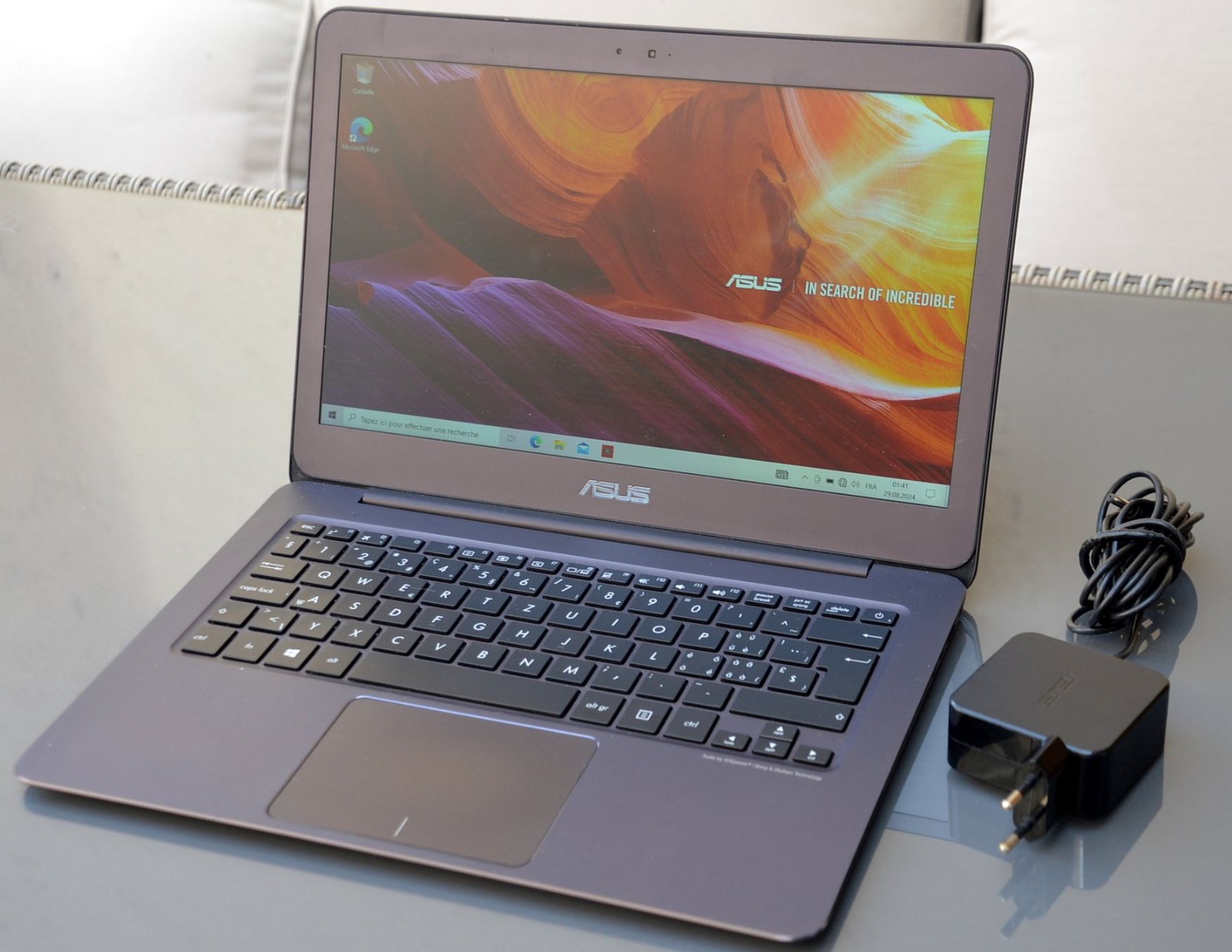 Asus Notebook: Asus UX305C Notebook Intel Core M3 13,3" – Usato da Collonges venduto da arashee 1