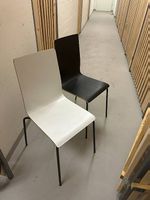 2x IKEA Stühle, schwarz & weiss