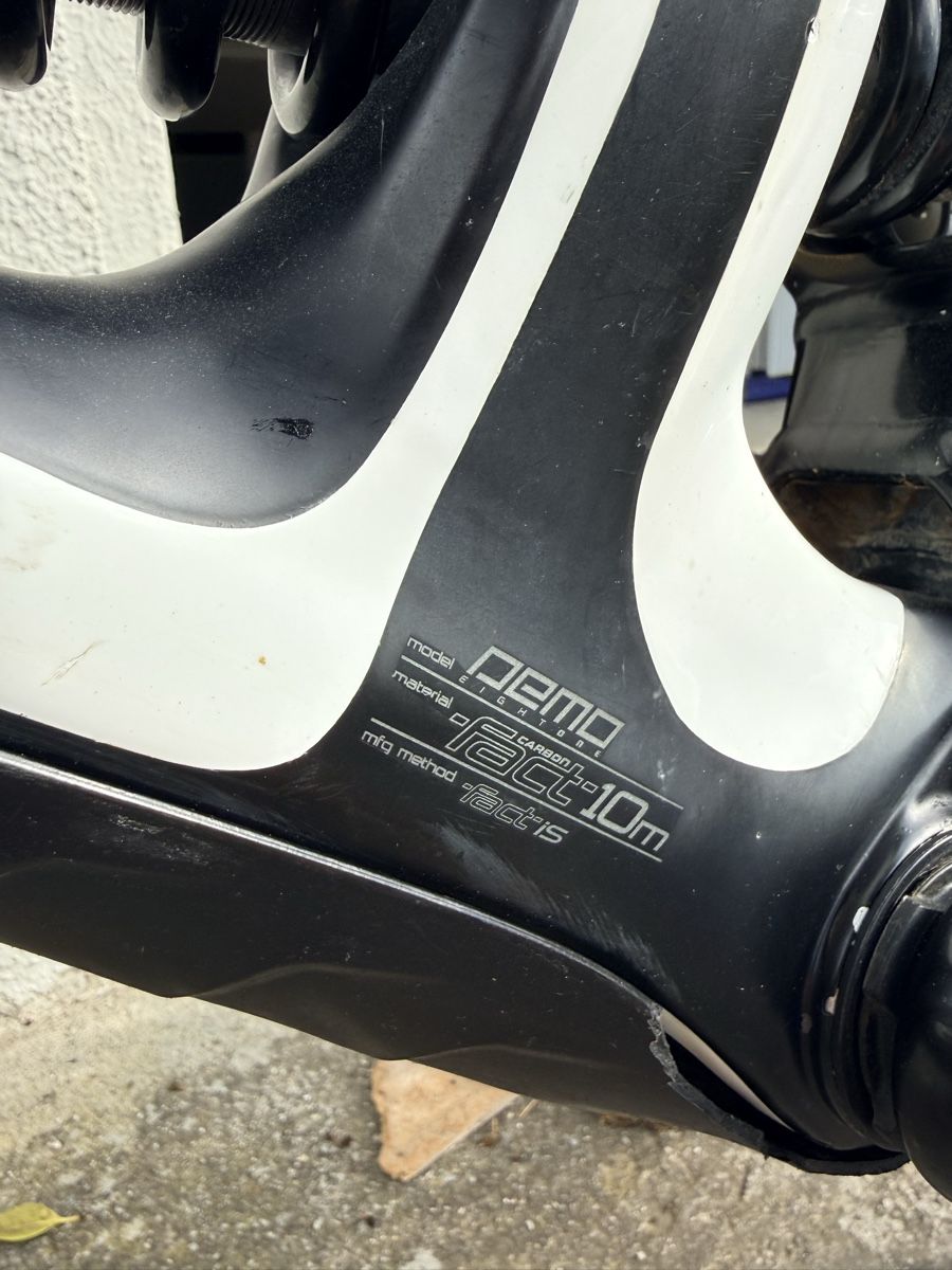 Specialized Biciclette: Specialized Demo 8 Carbon – Usato da Faoug venduto da mau_k88k 2