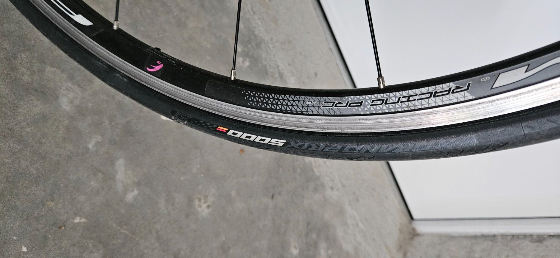 Giant Vélos: Giant Defy 2 – D'occasion à Charmey (Gruyère) par Benjo26 2