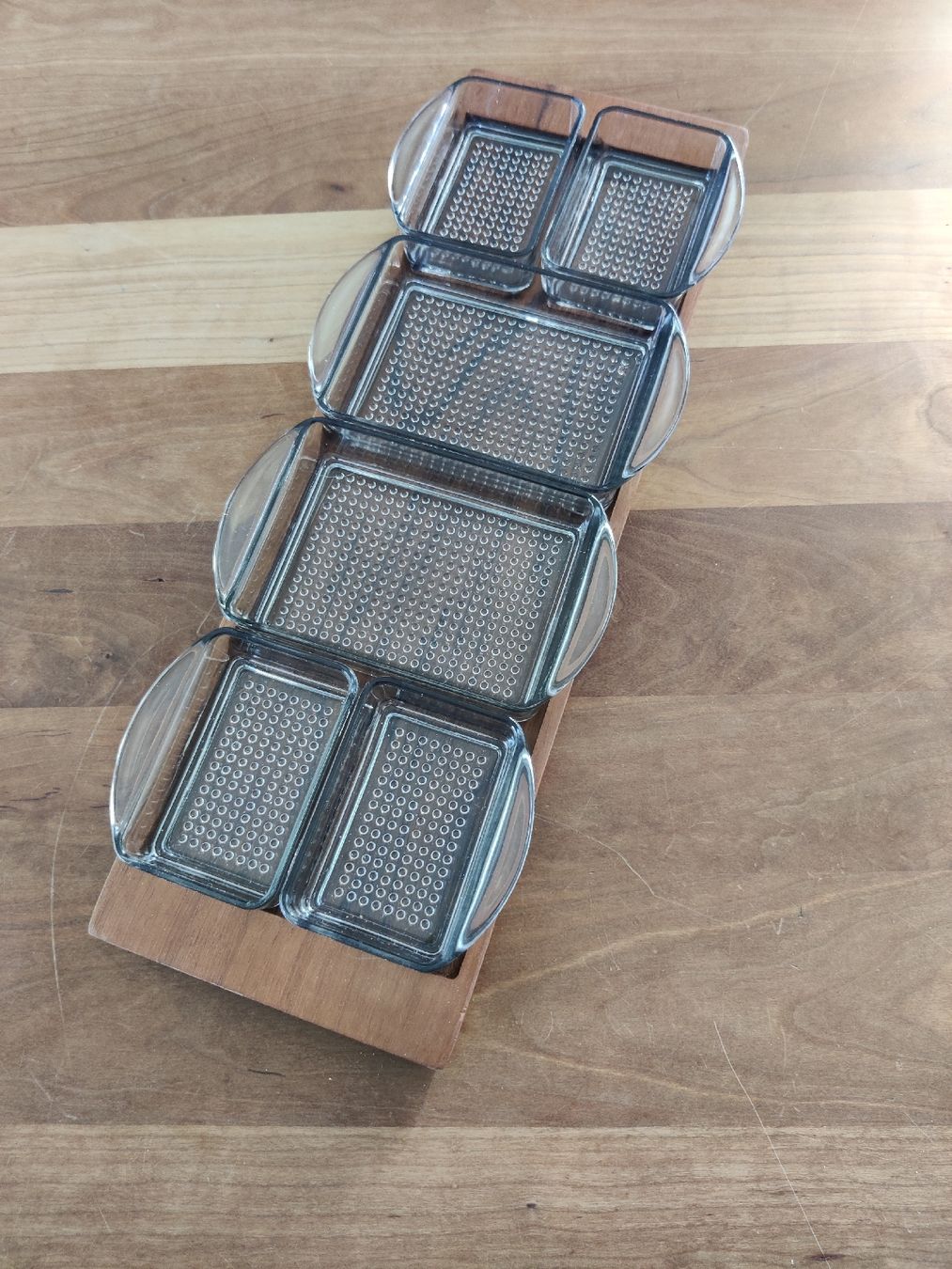 Servierplatten: Edles Apéro Set mit Holztablett und Glasschalen – Neu (gemäss Beschreibung) aus Honau von cla_gcs6