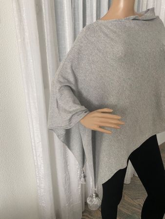 Perfekter Auftritt - zeitloser Poncho von TAMARIS