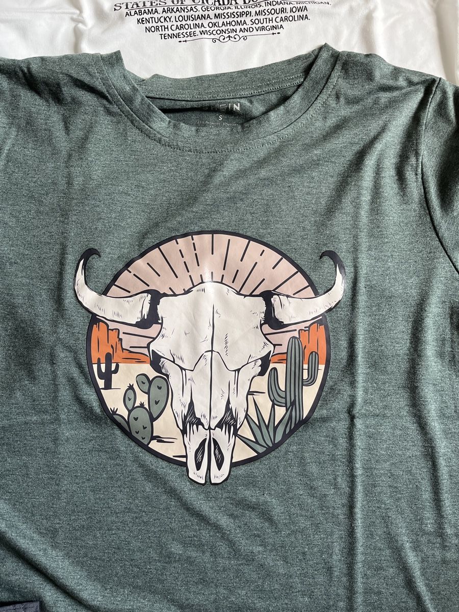Shein T-shirt: 4 Shirts – Nuovo (secondo la descrizione) da Killwangen venduto da 2001wein 1