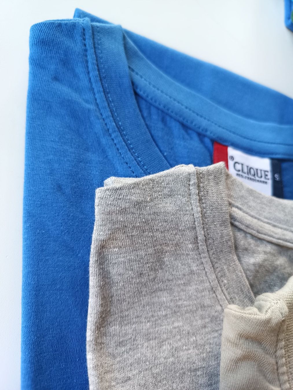 T-shirt: Restposten T-Shirt S (j) – Nuovo (secondo la descrizione) da Oberegg venduto da 19franzi94 2