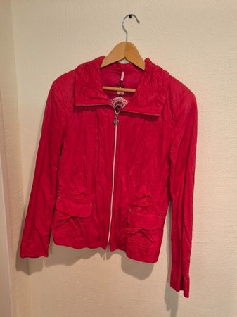 Rote Damenjacke Gr. 40 von Gerry Weber, Frülingsgefühle