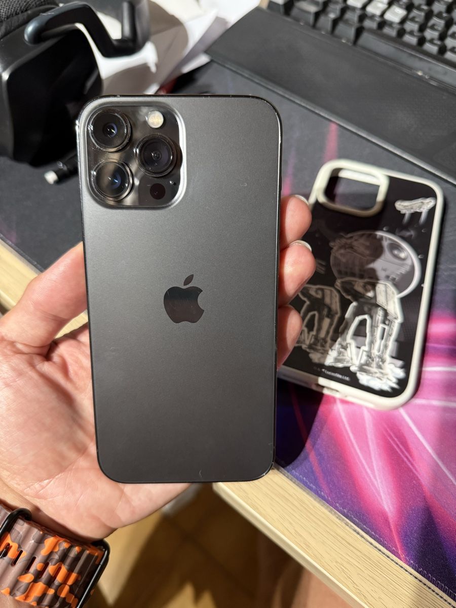 Apple Portables: iPhone 13 Pro Max 1Tb batt 86%  Graphite état excellent  – D'occasion à Le landeron par tit_w6xq 1