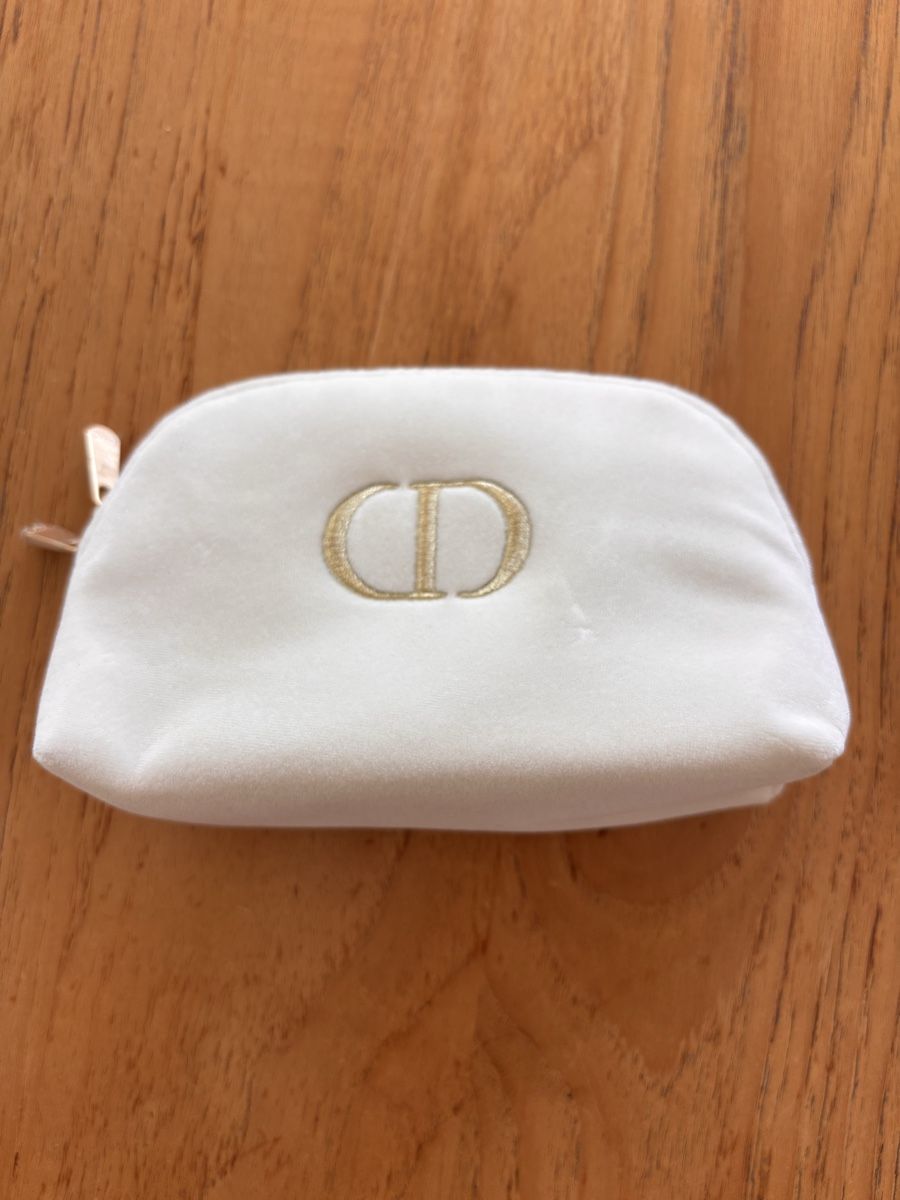 Dior Taschen für Damen: Dior Velvet Cosmetic Bag  – Neu (gemäss Beschreibung) aus Zürich von Grothschild