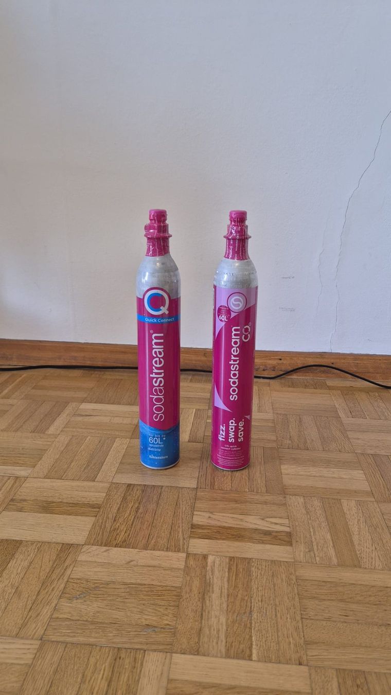 Sodastream Gas-Geräte & -Technik: 2x Soda Stream Flaschen voll – Neu und originalverpackt aus Zürich von sar_v8j7