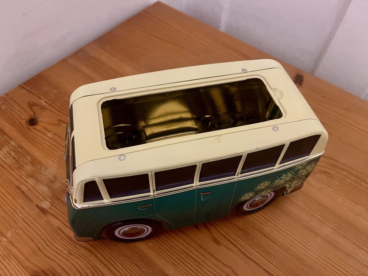 Sonstige Dekorationen & Accessoires: VW Bus Sparbox / Dose  – Gebraucht aus Rhäzüns von duudii 4