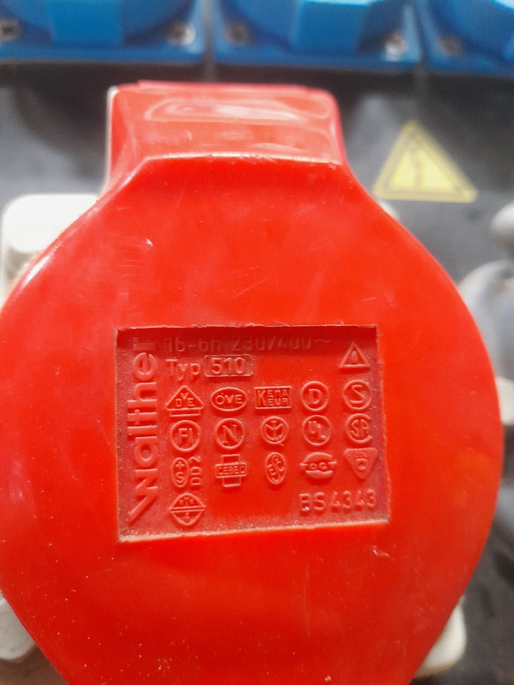 Elettrotecnica: Stromverteiler/ Bauprovisorium – Difettoso da Gunzwil venduto da Toblerheinz 2