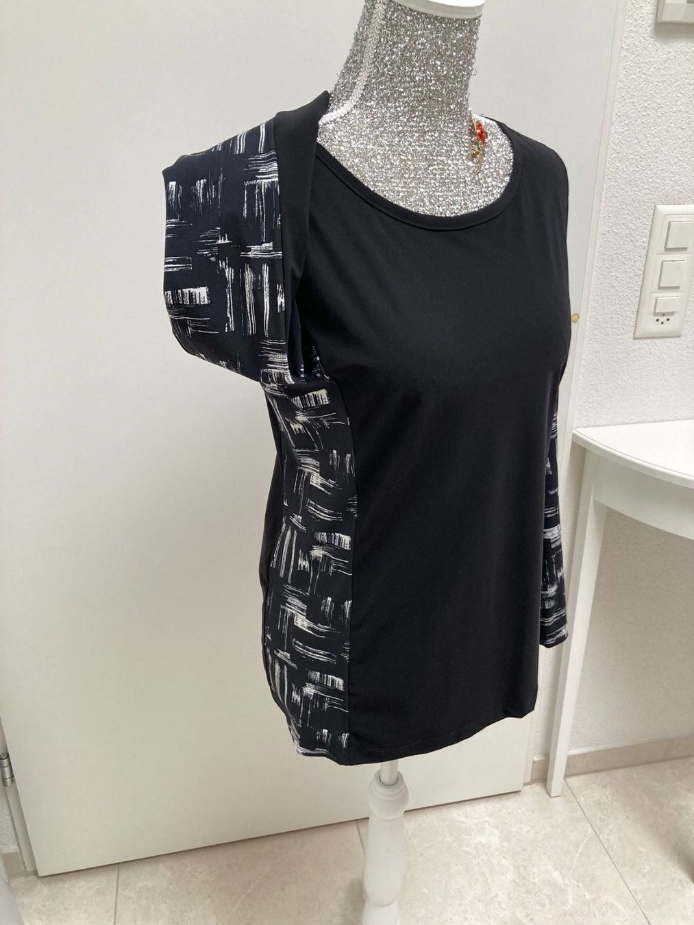 Blusen: Oberteil Shirt Bluse, Gr. M, schwarz – Neu (gemäss Beschreibung) aus Glattpark (Opfikon) von Pangie 2